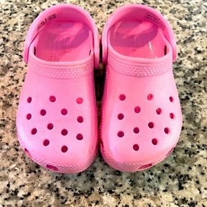 Toddler crocs size 9